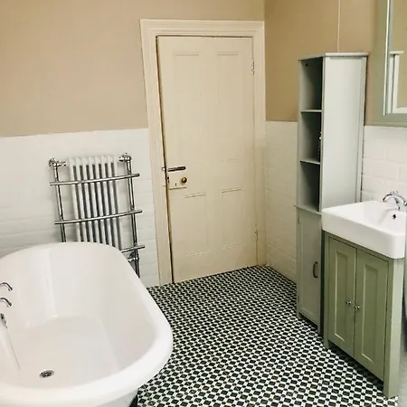 13 Michael Street * Kilkenny